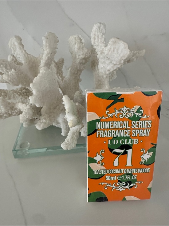 UD Club Other - Numerical Series Fragrance Spray 71 - Toasted Coconut & White Woods (Orange)